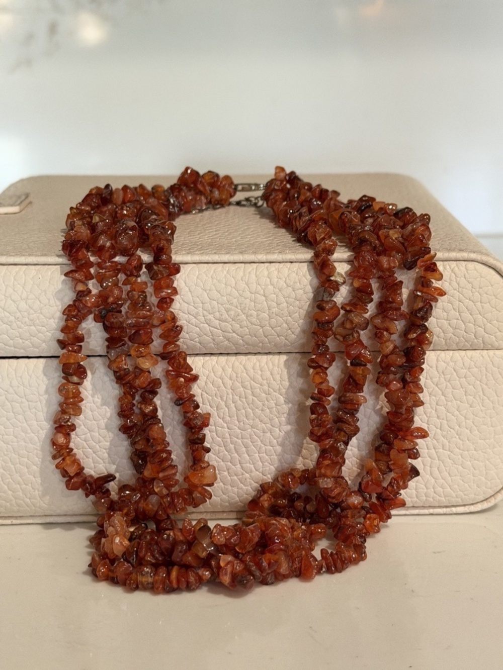 3 Strand Agate Red Necklace